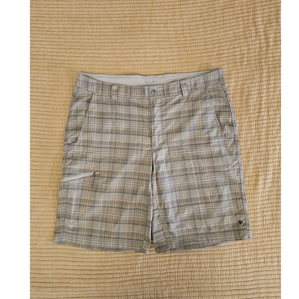 Columbia Omni-Wick Plaid Hiking Golf Shorts Mens 40 Cargo Pockets Athleisure